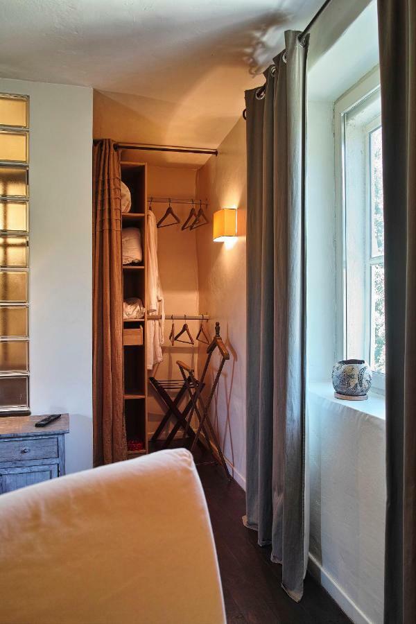 Le Moulin De Picaud Bed & Breakfast Grans ภายนอก รูปภาพ