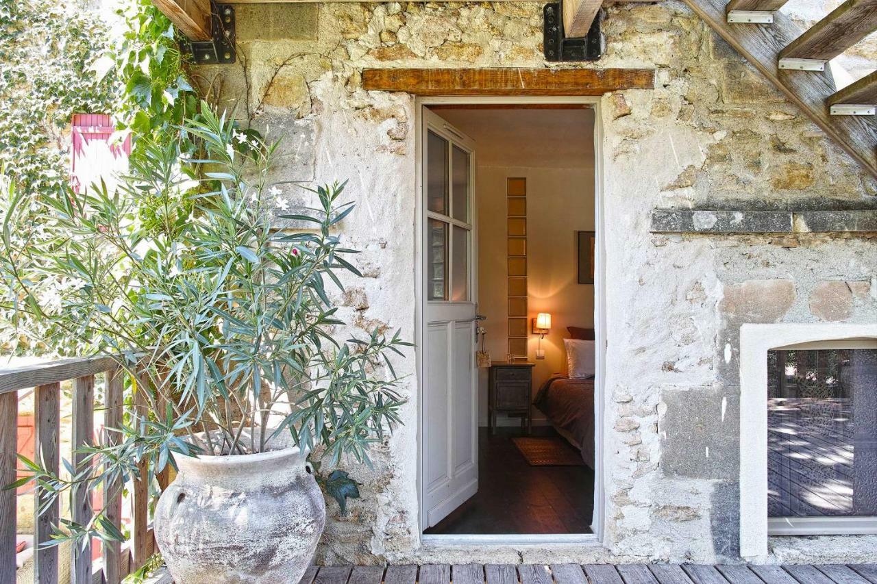 Le Moulin De Picaud Bed & Breakfast Grans ภายนอก รูปภาพ